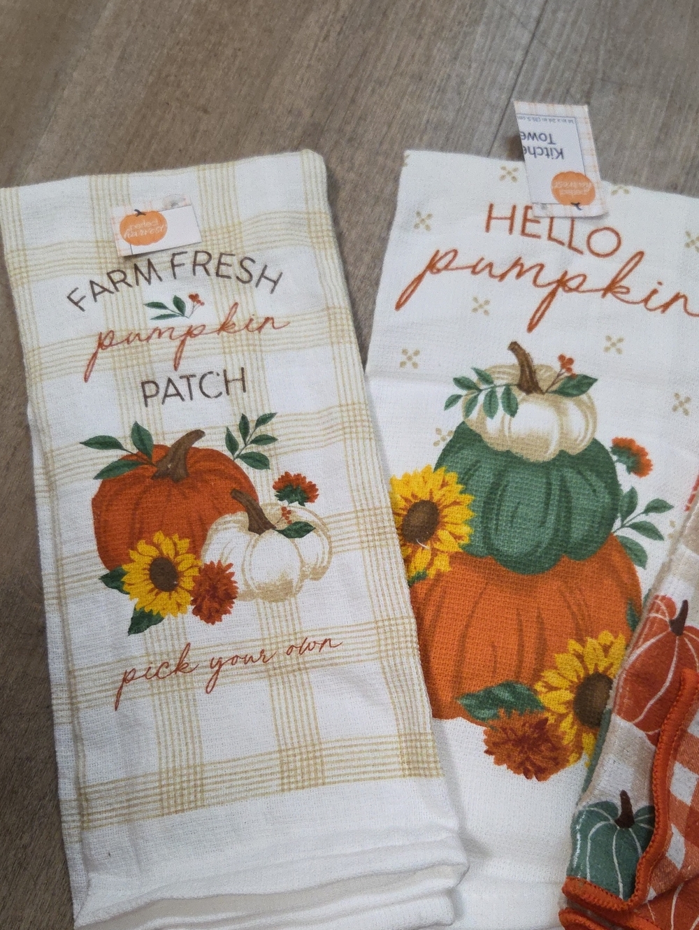 5 Fall  Design Kitchen Towels - Picture 2 of 3